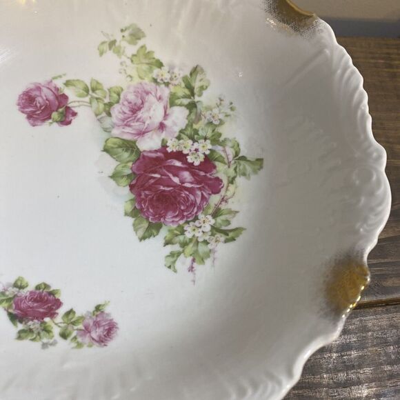 VTG Porcelain bowl red/pink roses 9” Shabby Chic Rare Gold Gilding - Picture 6 of 13